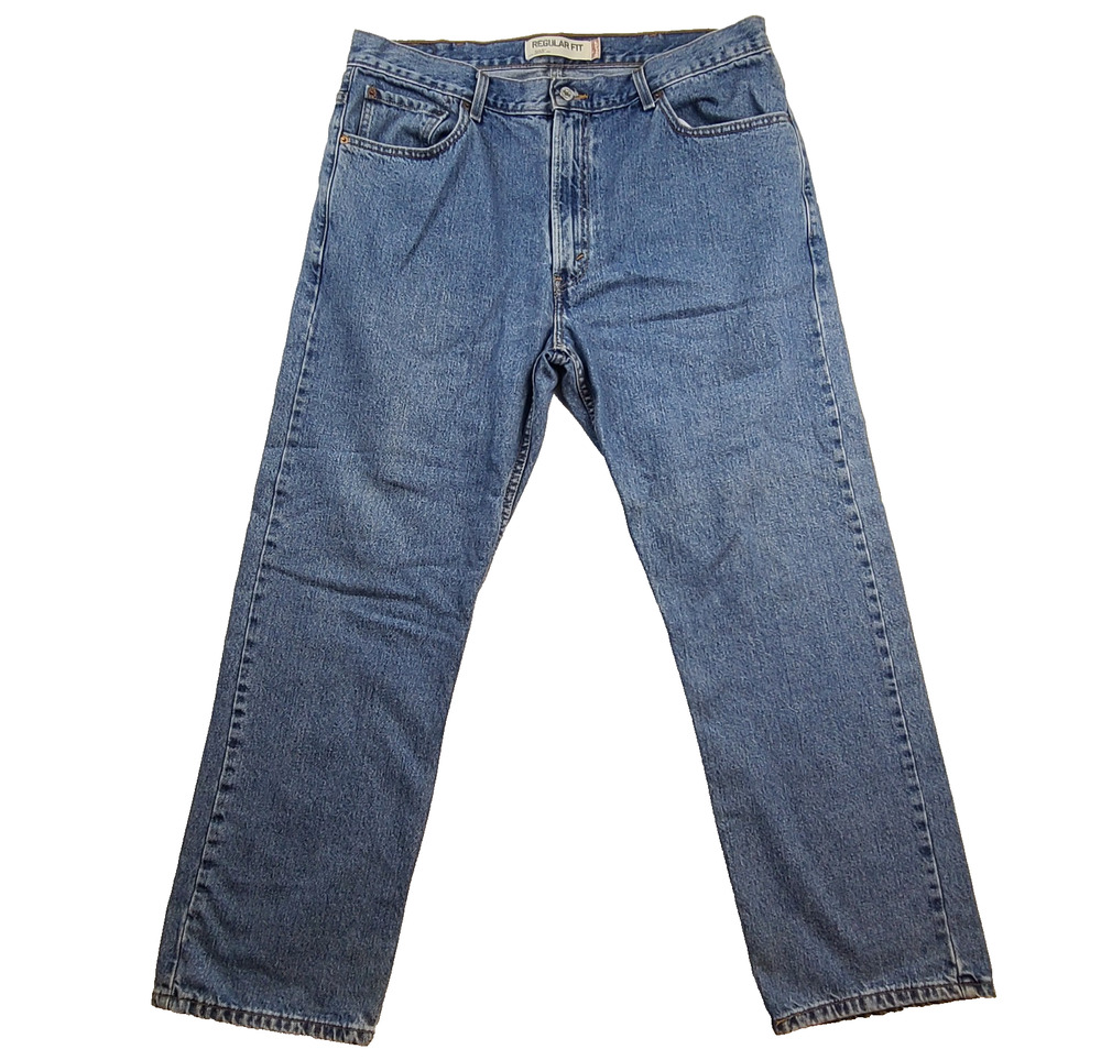 Vintage Levi’s 505 Men’s Jeans 38x30 Regular Fit Straight Leg Medium Wash Denim